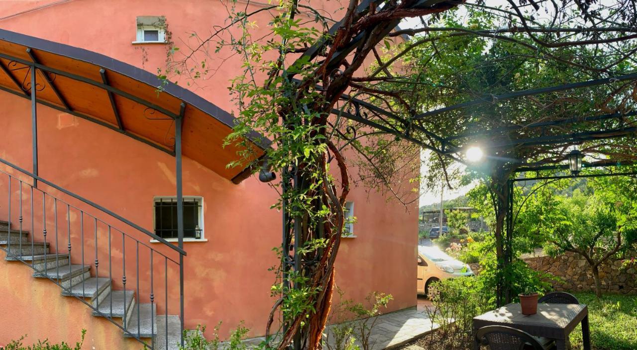 Ligo Bed and Breakfast Villanova d'Albenga Εξωτερικό φωτογραφία